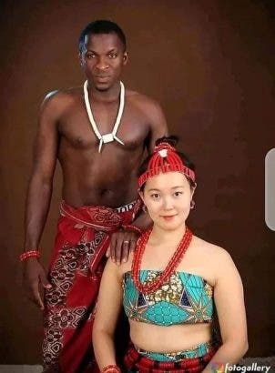 Pre-wedding photos of Nigerian man and his Korean bride