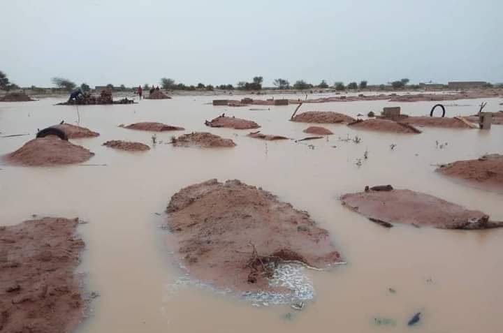 Flood Submerges Graveyard, Exposes Corpses In Senate President’s Home Town [Photos]
