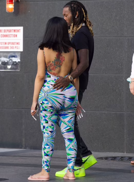 Cardi B shows off her growing baby bump while house-hunting with husband Offset 3 c4 1