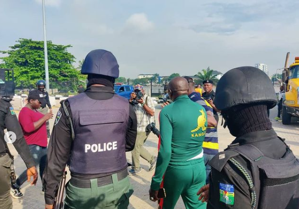More protesters arrested at Lekki toll gate