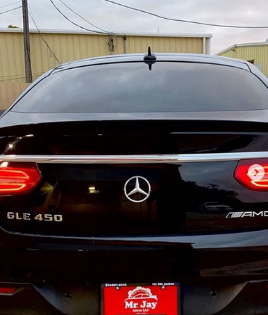 Eniola Badmus Gifts Self A Mercedes Benz SUV As She Turns A Year Older 