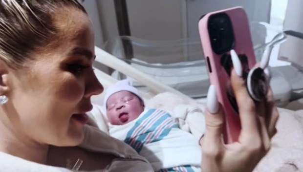 Khloe Kardashian Shares First Look At Newborn Son