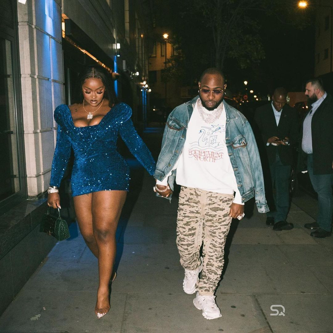  Lovely Photos Of Davido And Chioma In London 